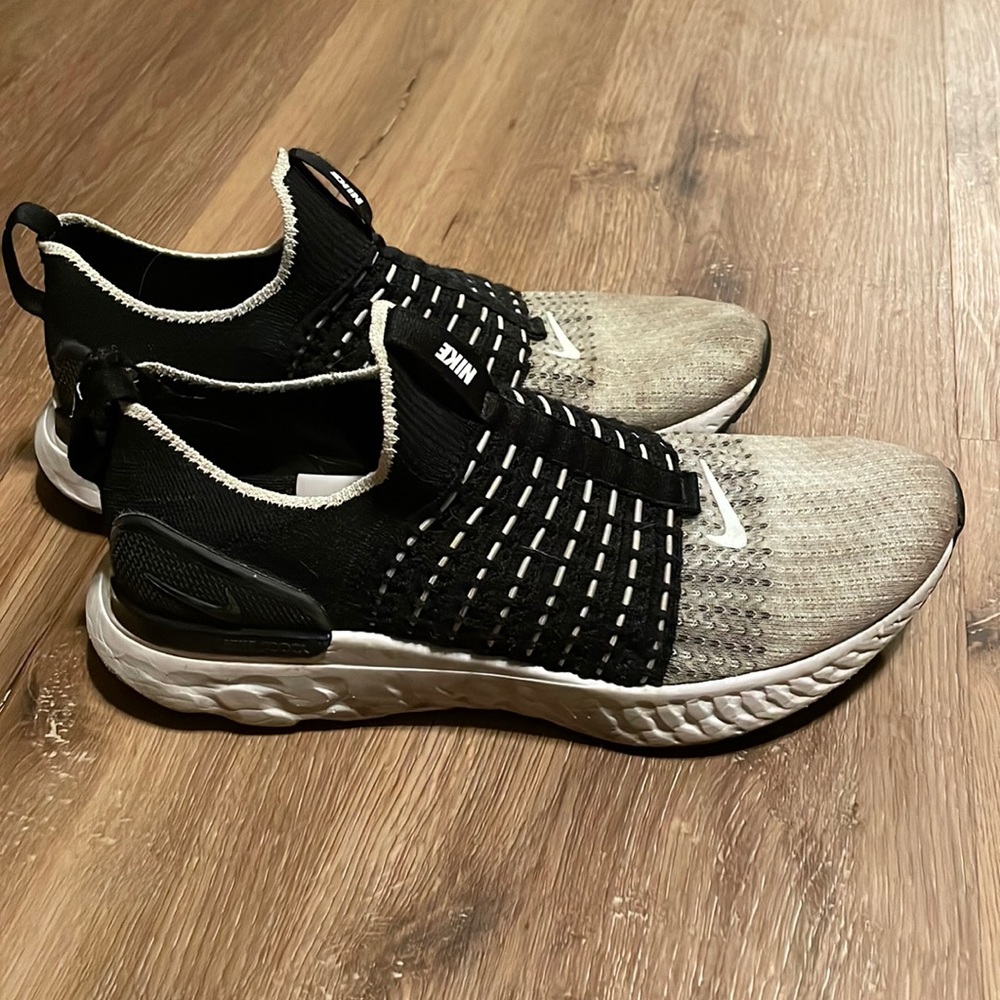 Nike Phantom React Running Sneaker, 8.5
